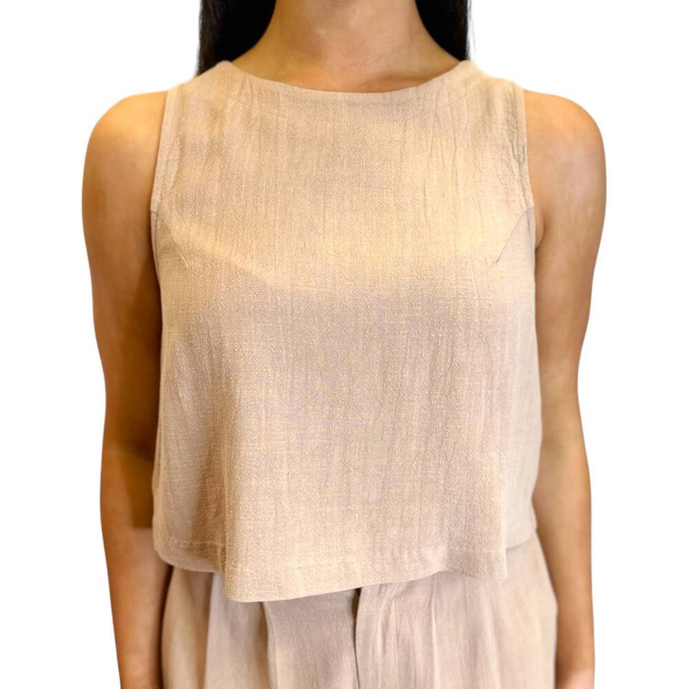 NEW SADIE & SAGE shoreline high neck back button down relaxed tank top in tan - Picture 1 of 4